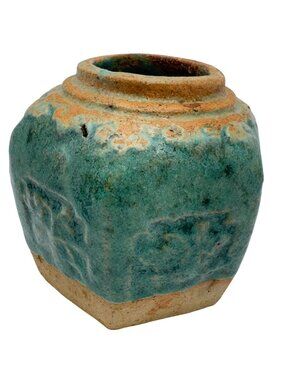 20th Century Chinese Green Glazed Pottery Ginger Jar Floral Chinoiserie Qing